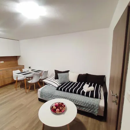 Milan&eva Svätý Jur